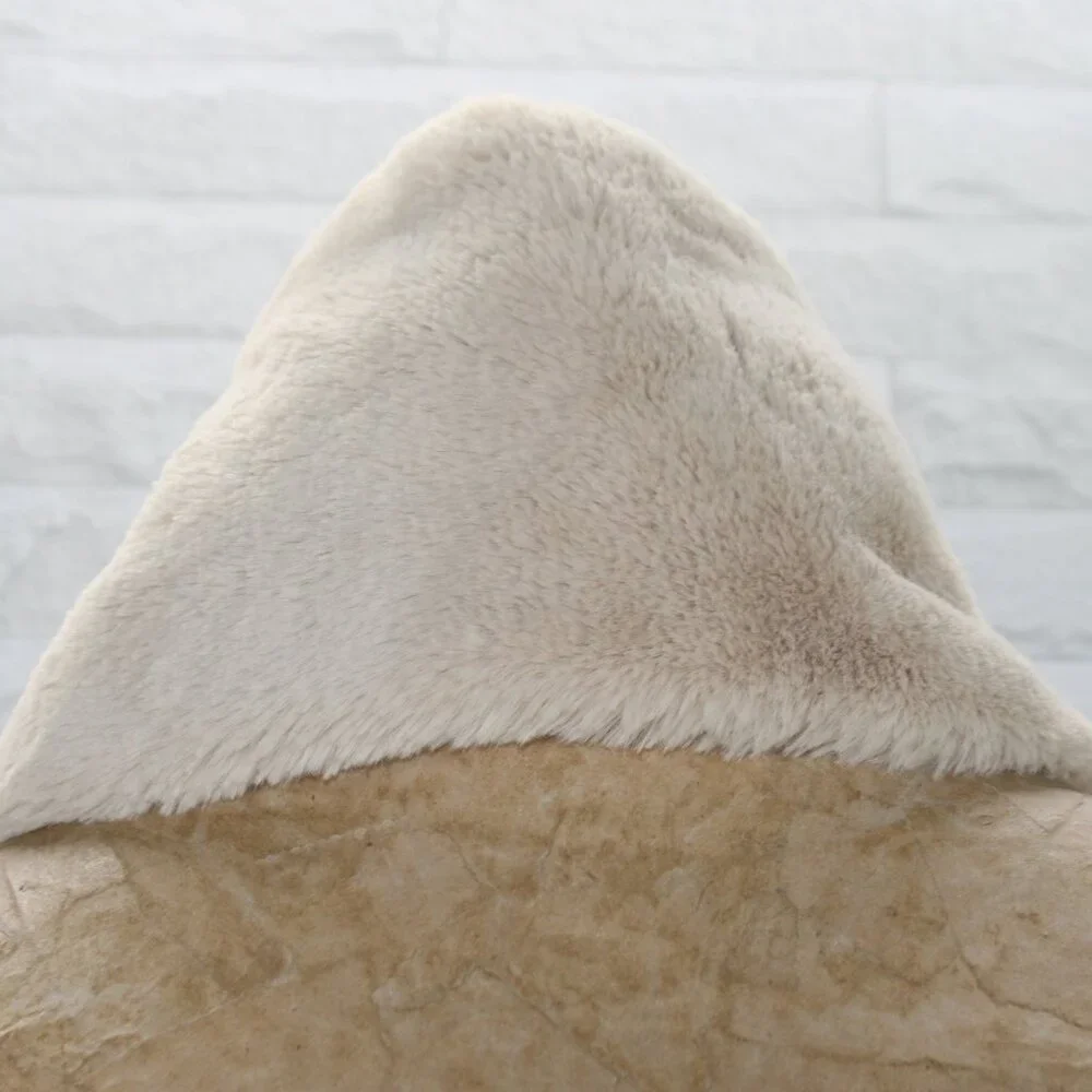 EYEFUL Wrap Faux Fur Scarf Muffler Short Collar Pom Pom Neutral Cream Tan